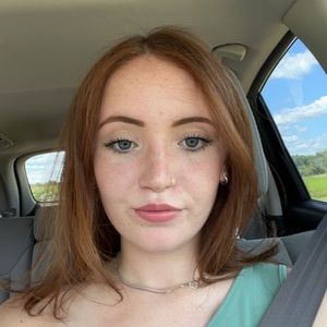 Meet your Posher, Mia